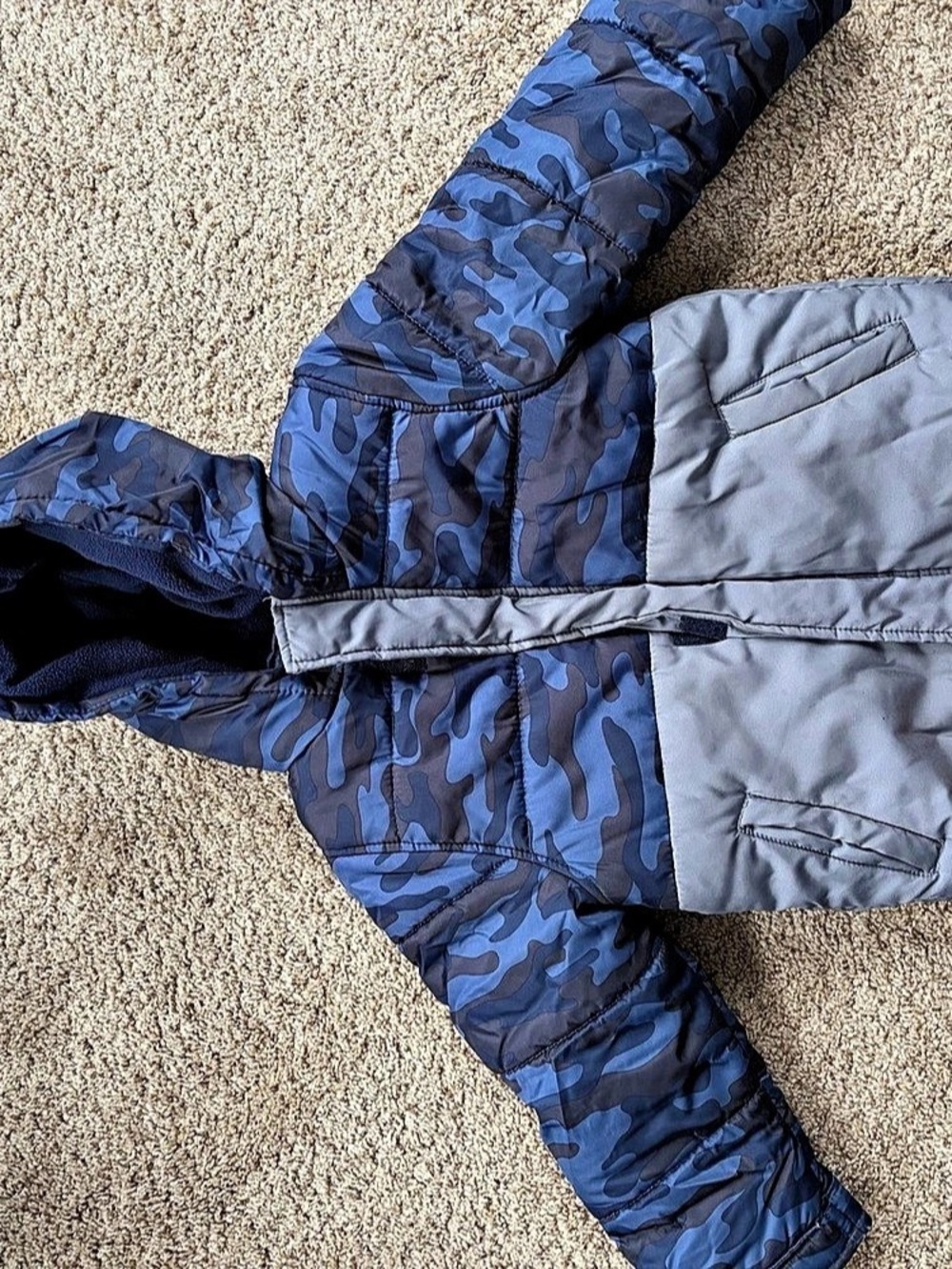 Carter's Kid Camo Print Fleece Lined puffer Jacket Boys Size 6